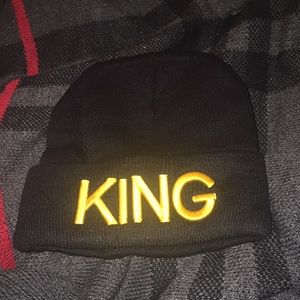 Black “King” Pullover Hat!